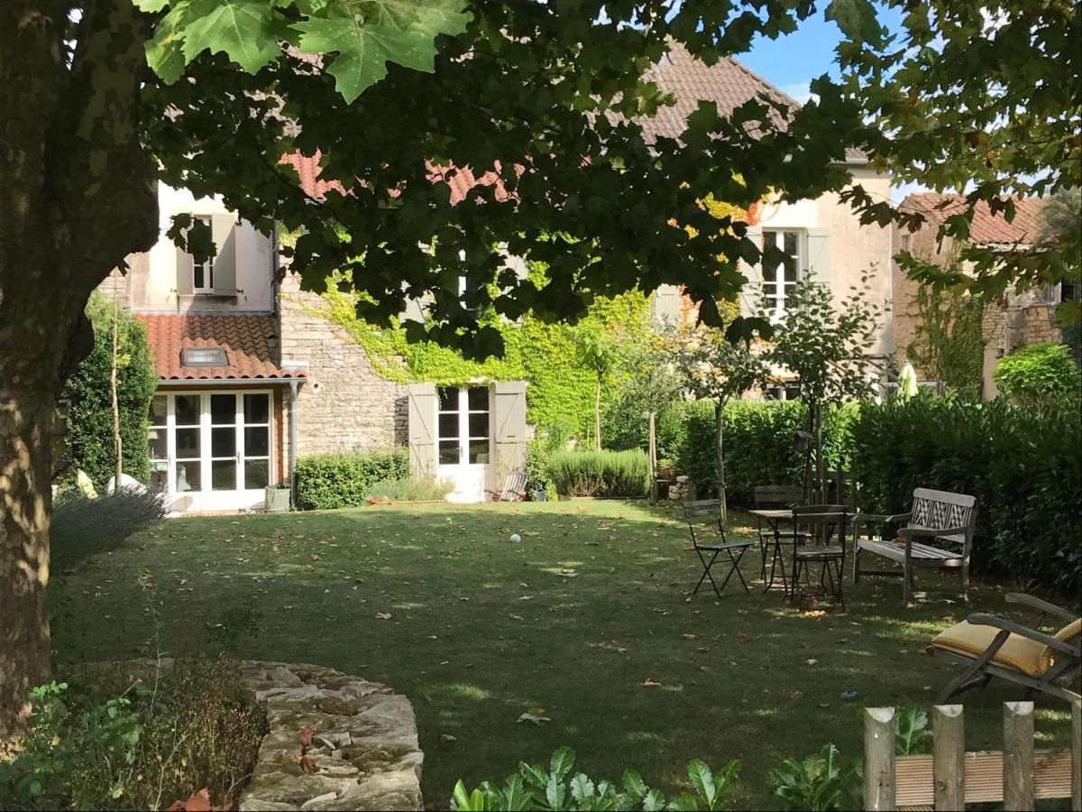Le Relais De Scisse Hotel Saint-Gengoux-de-Scissé Exterior photo